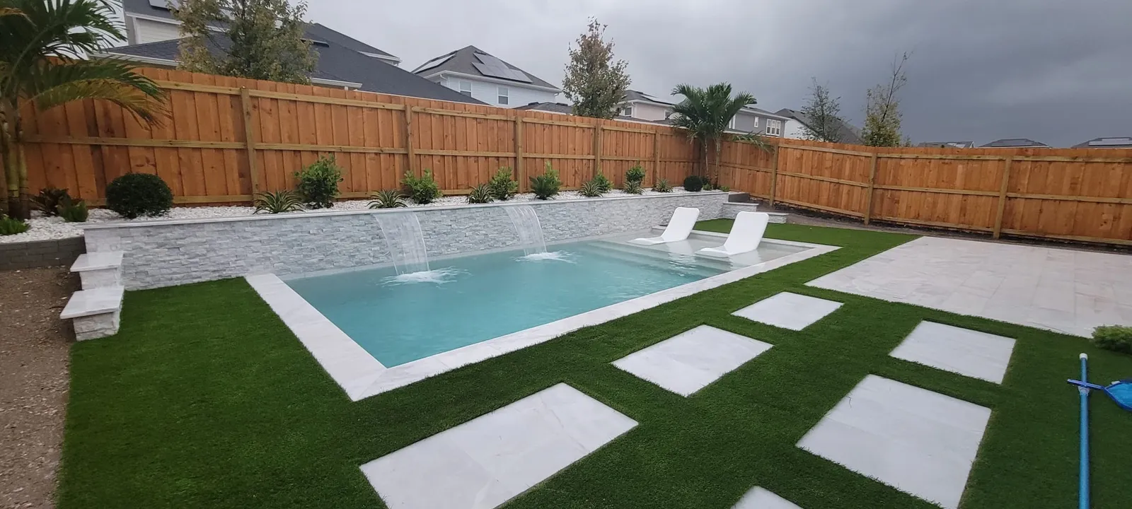 Quest St — featured view