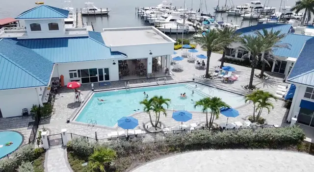 Yacht Club – Melbourne FL photo 2