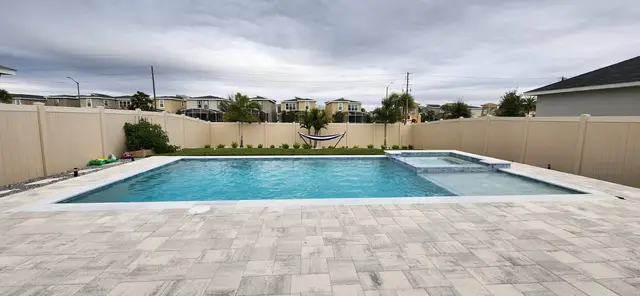Overpool Avenue photo 9