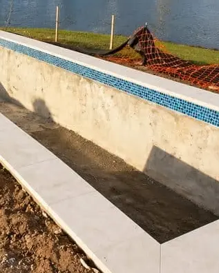 Pool repair and remodeling by Grunit