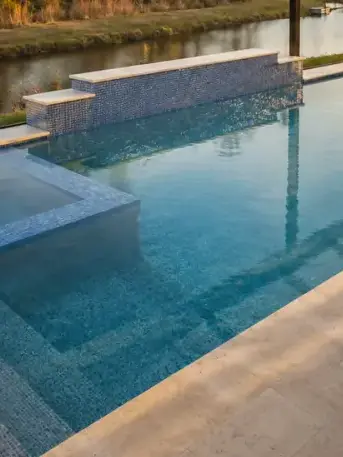 Screened pool and spa project by Grunit