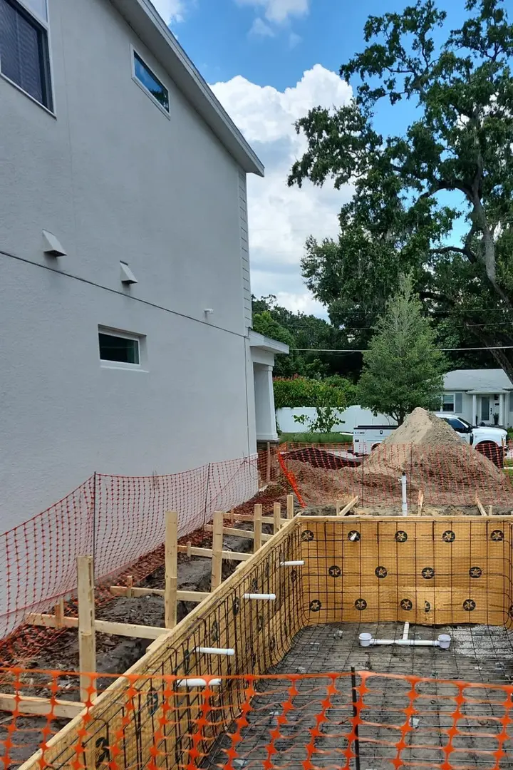 Forest Circle Residence gunite pool build — Downtown Orlando, FL