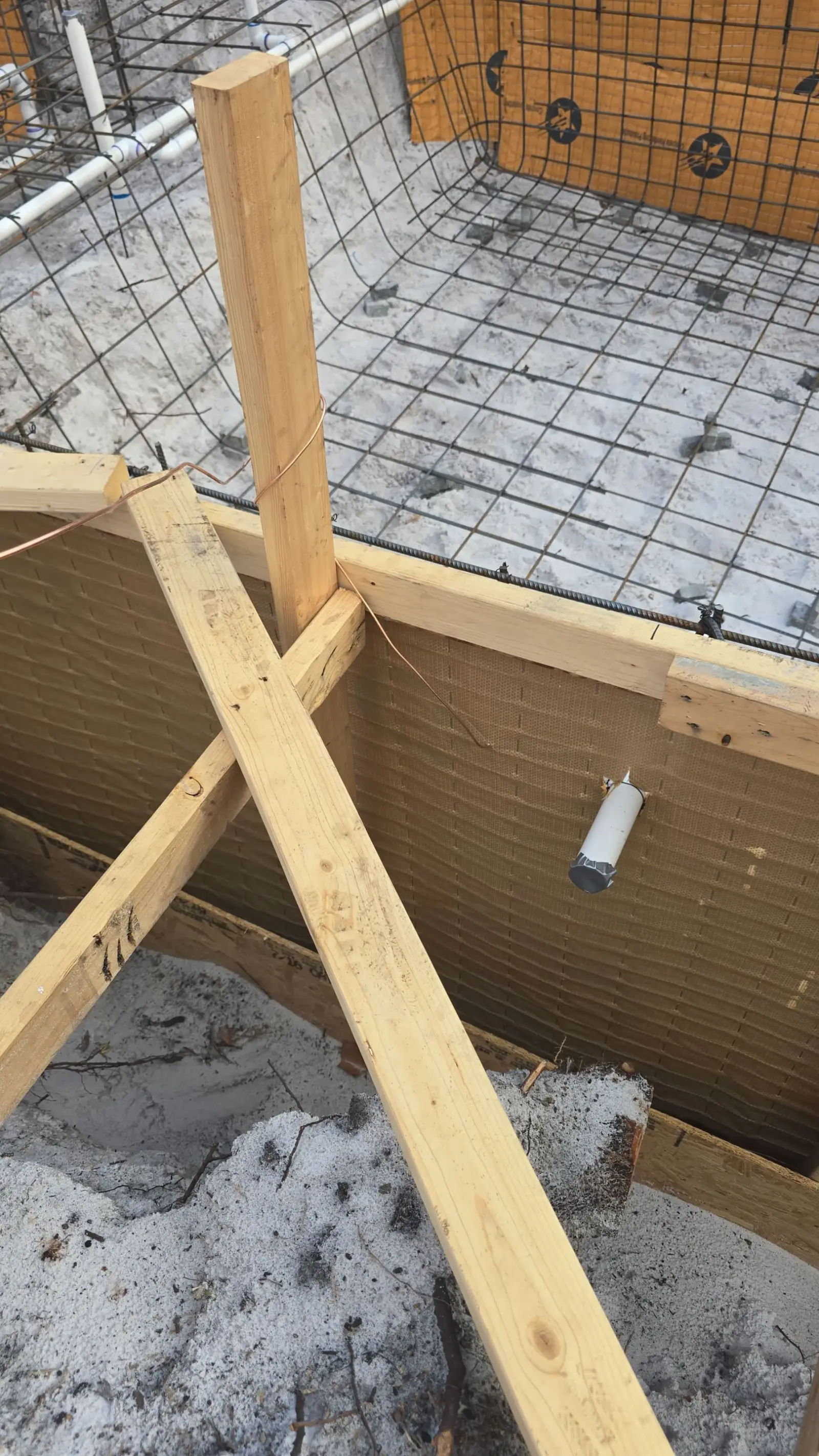 Steel & Shell — East Kings Way Residence pool build